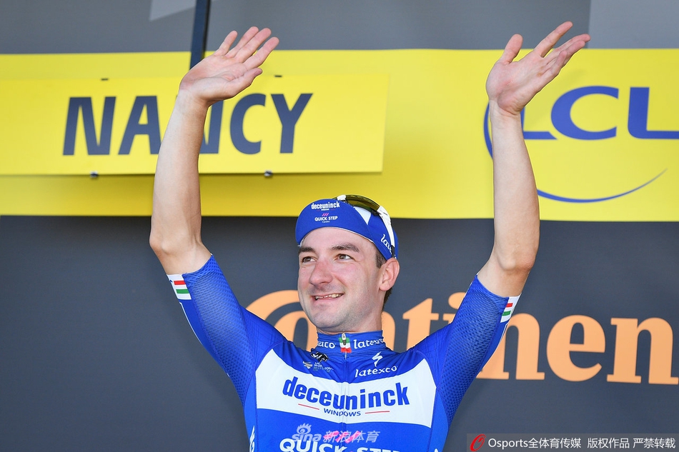 环法第四赛段维维亚尼夺首冠