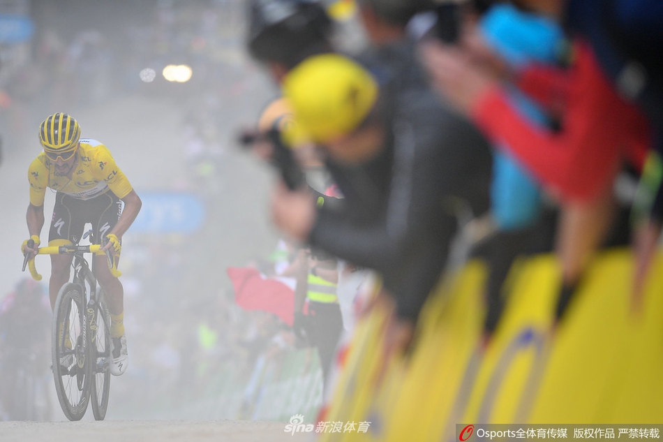 环法第6赛段特温获得赛段冠军