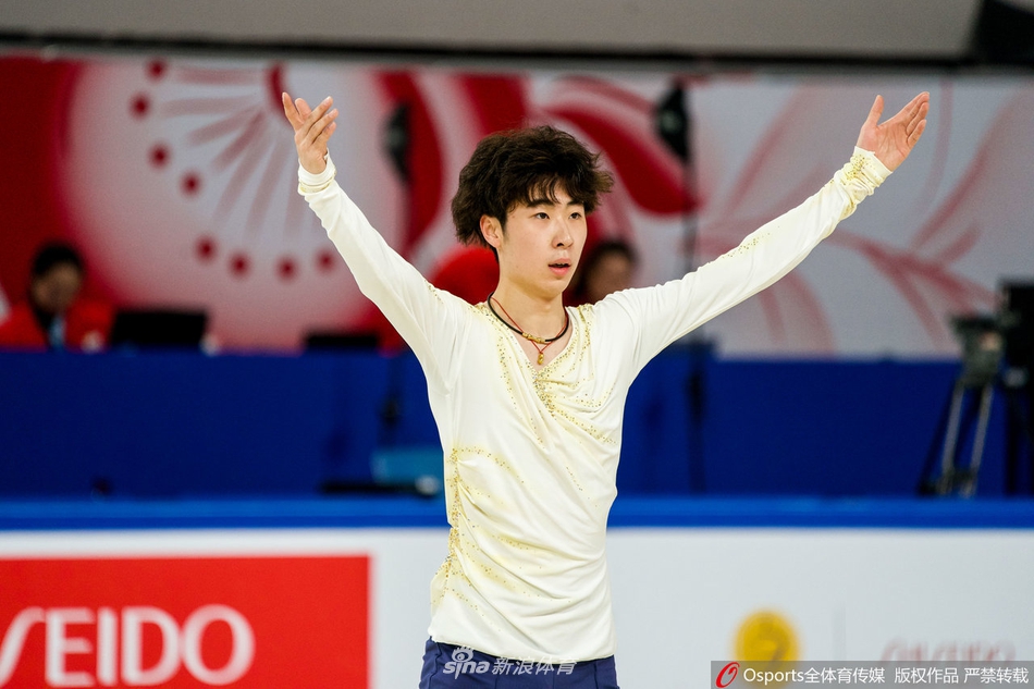 花滑中国杯金博洋闫涵备战