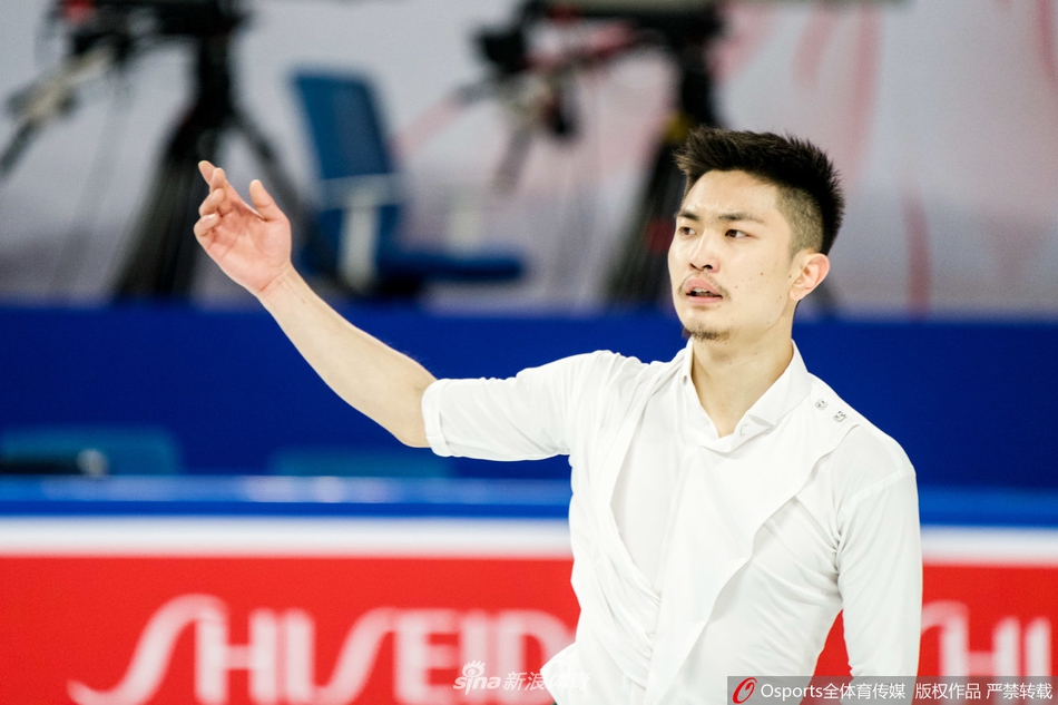 花滑中国杯金博洋闫涵备战