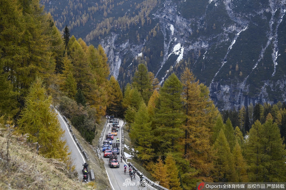 环意18辛德利夺冠凯尔德曼穿粉衫