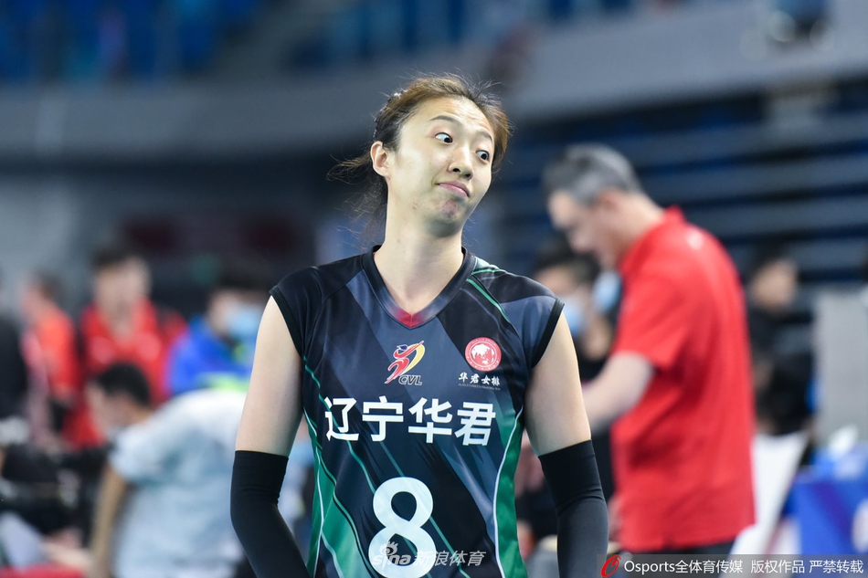 女排联赛六进四江苏3-0辽宁