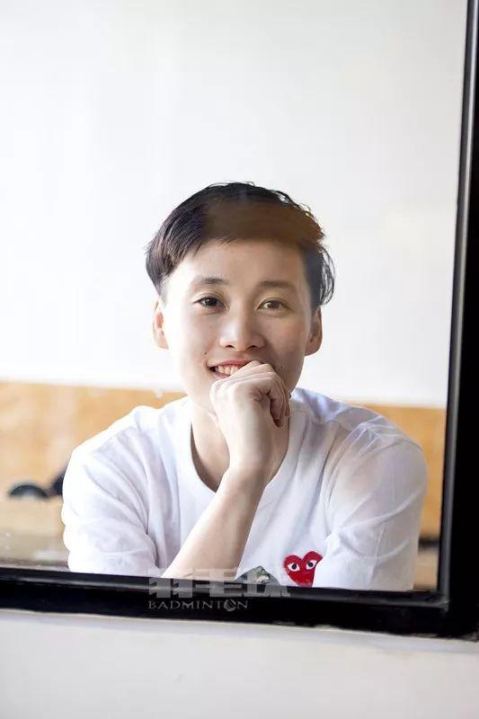 陈雨菲为杂志拍写真