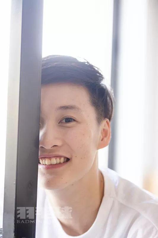 陈雨菲为杂志拍写真