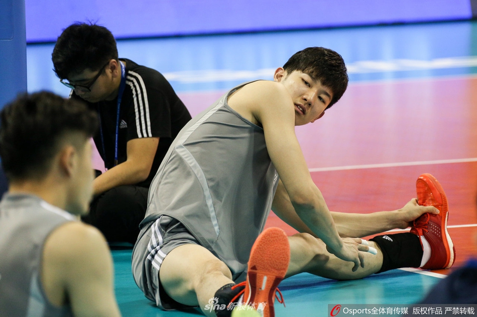 中国男排备战奥运会资格赛