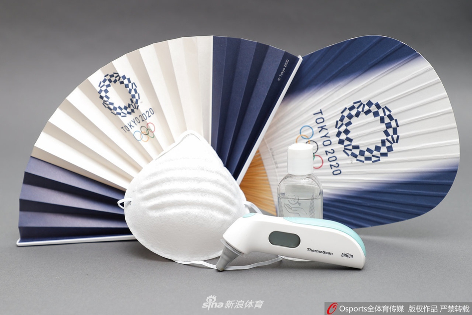 东京奥运残奥吉祥物拍摄抗疫写真