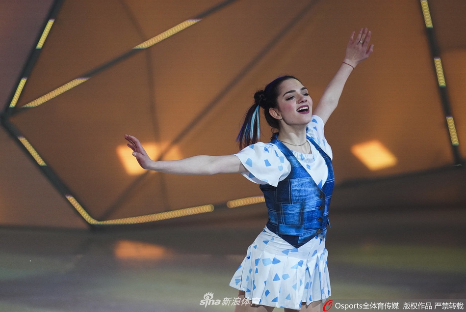 梅德韦杰娃领衔出演冰上舞剧
