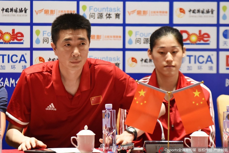 安家杰刘晓彤出席总决赛见面会