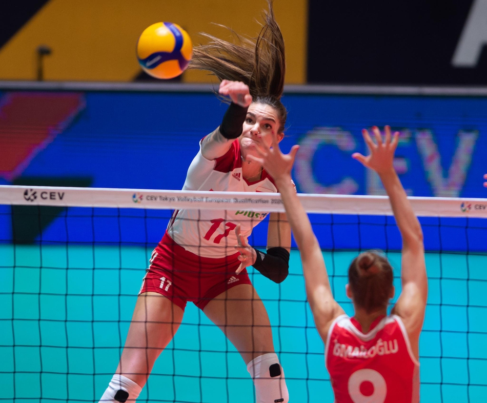 土耳其女排3-2波兰郎平观战