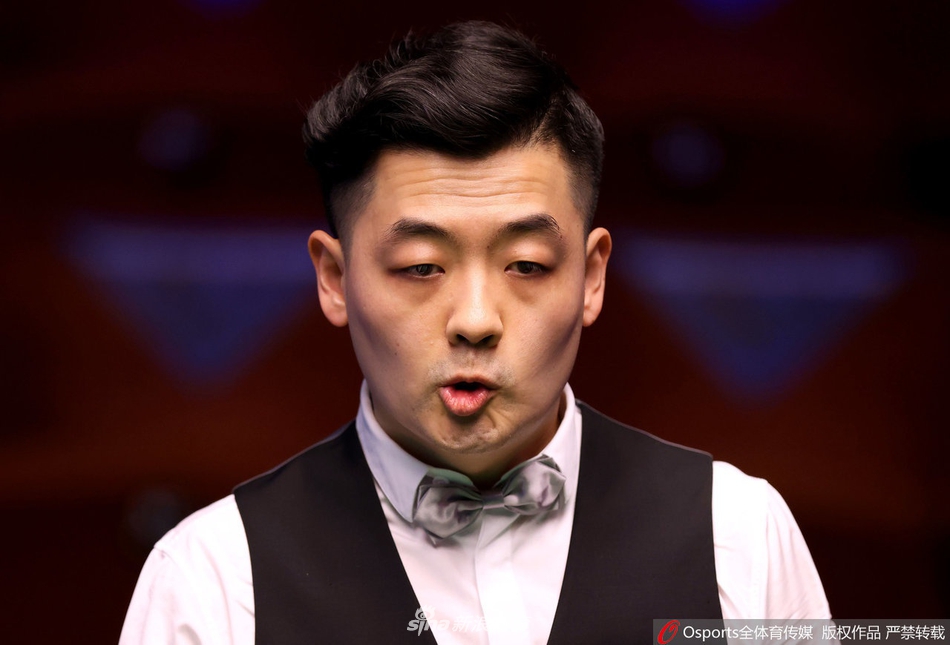 世锦赛首轮田鹏飞7-10希金斯