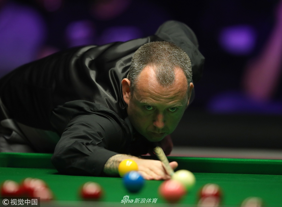 大师赛罗伯逊6-3威廉姆斯