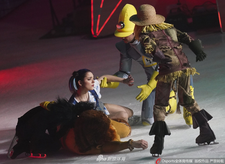 梅德韦杰娃领衔出演冰上舞剧