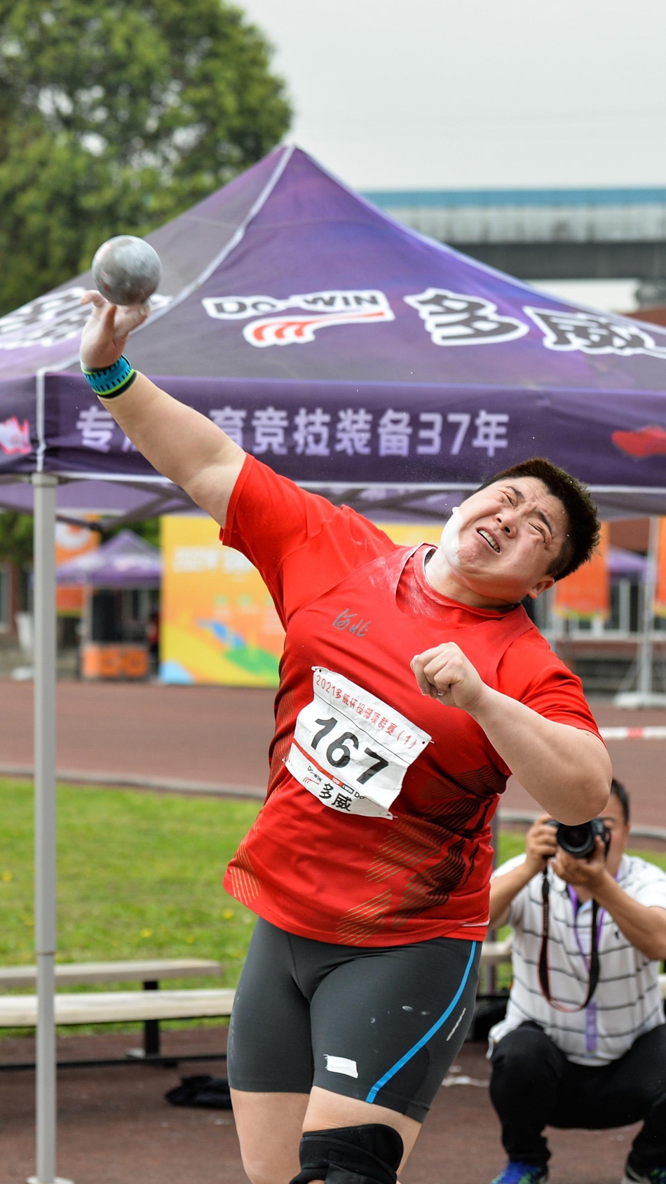 投掷项群赛第一站女子铅球