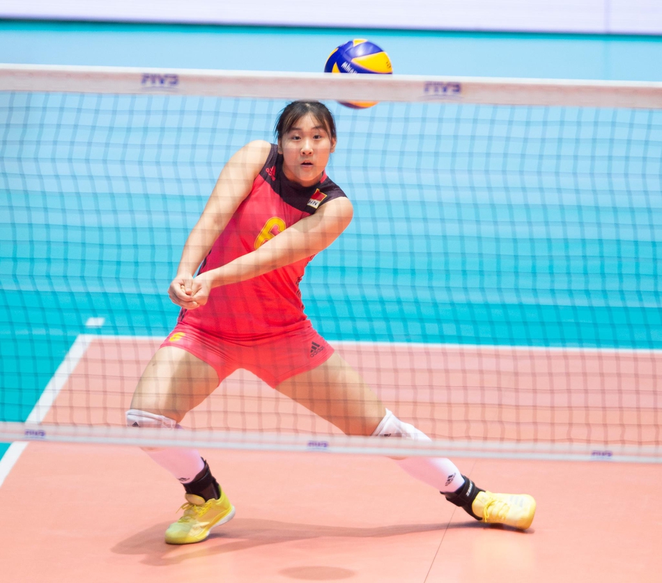 女排U18世青赛中国2-3意大利