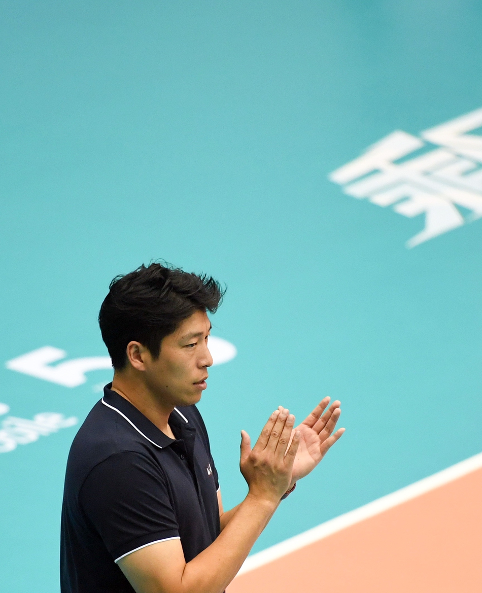 男排联赛：上海3-1山东