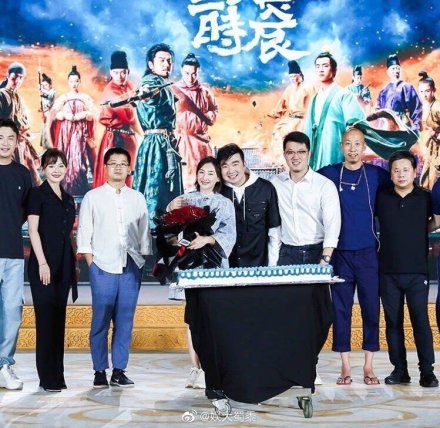 长安十二时辰总制片人求婚何雯娜