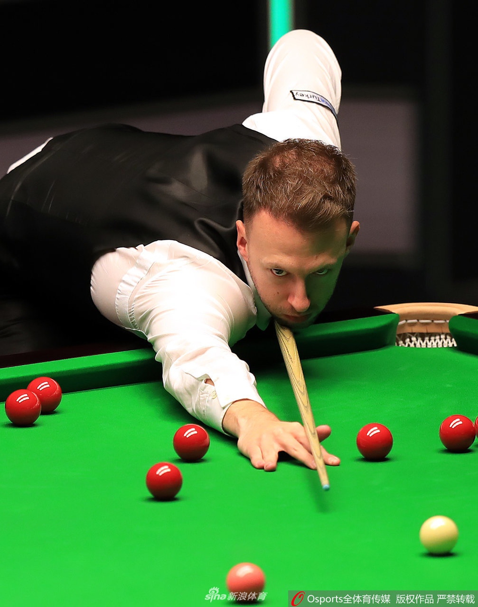 英锦赛首轮特鲁姆普6-0阿米里