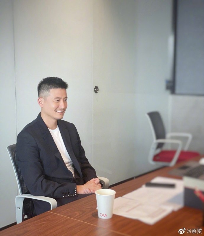 蔡S傅海峰入选羽联名人堂