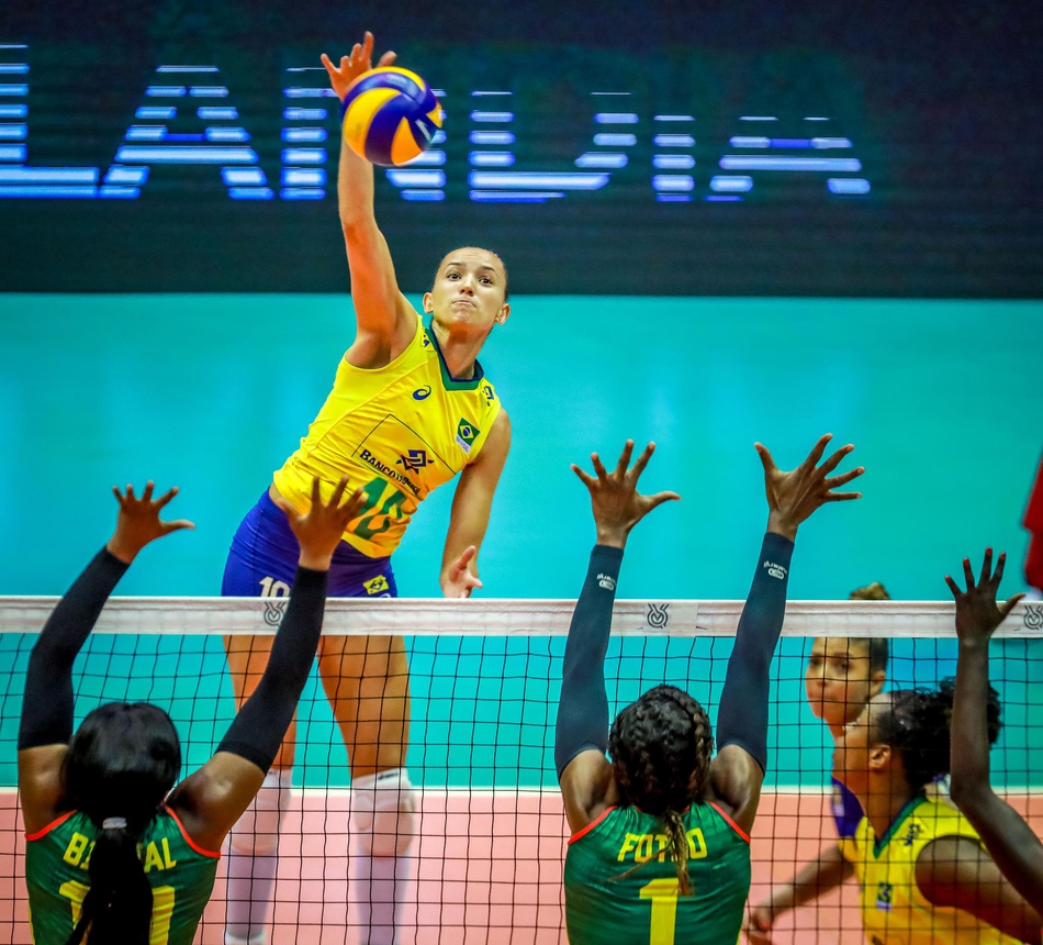 奥运资格赛巴西女排3-0喀麦隆