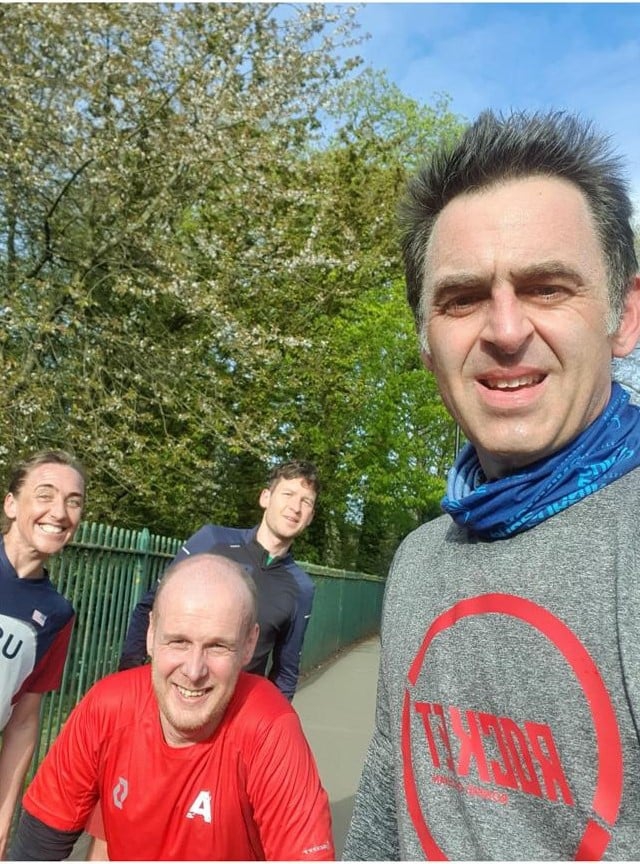 45岁奥沙利文参加越野跑很沧桑