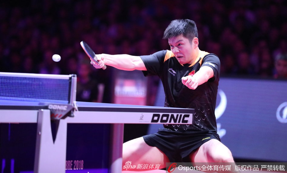 世界杯樊振东4-0萨姆索诺夫