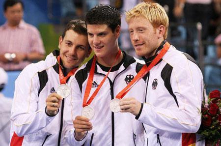 乒坛常青树波尔40岁生日快乐