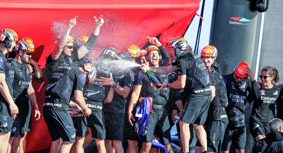 美洲杯帆船赛新西兰酋长队卫冕