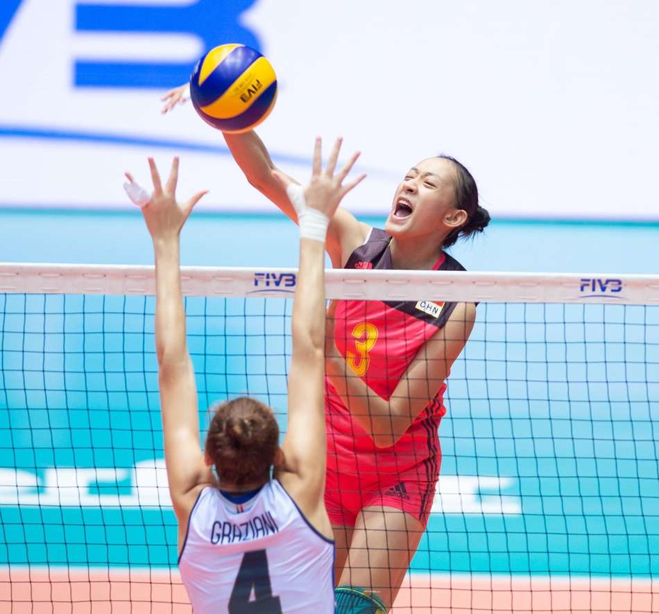 女排U18世青赛中国2-3意大利