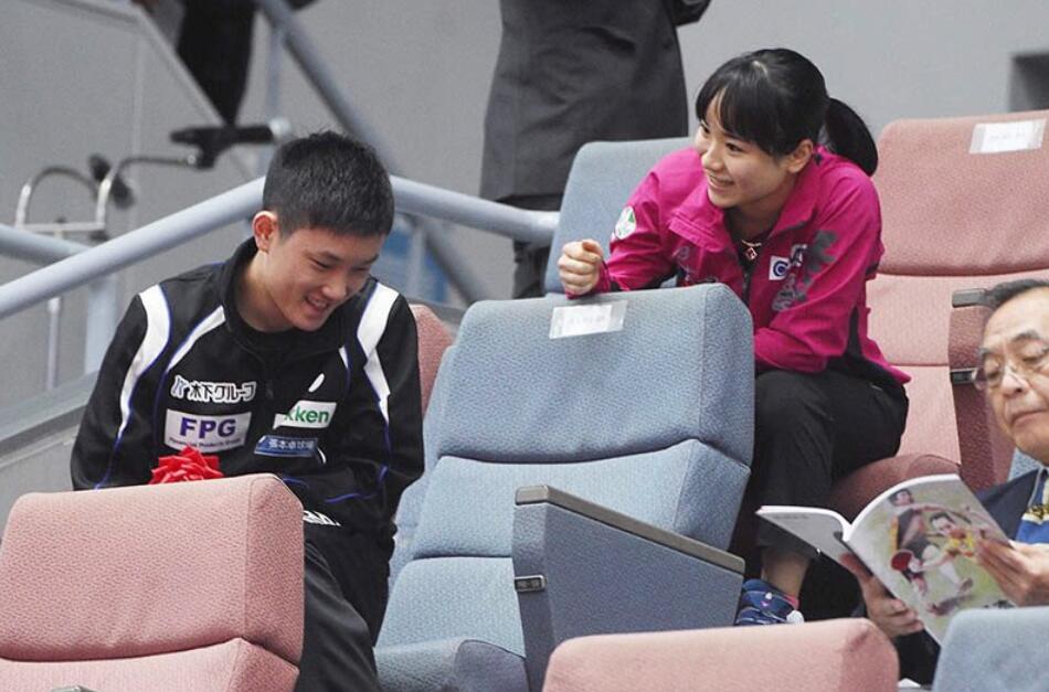 张本智和伊藤美诚宣誓