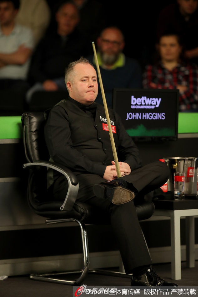 希金斯出战首轮