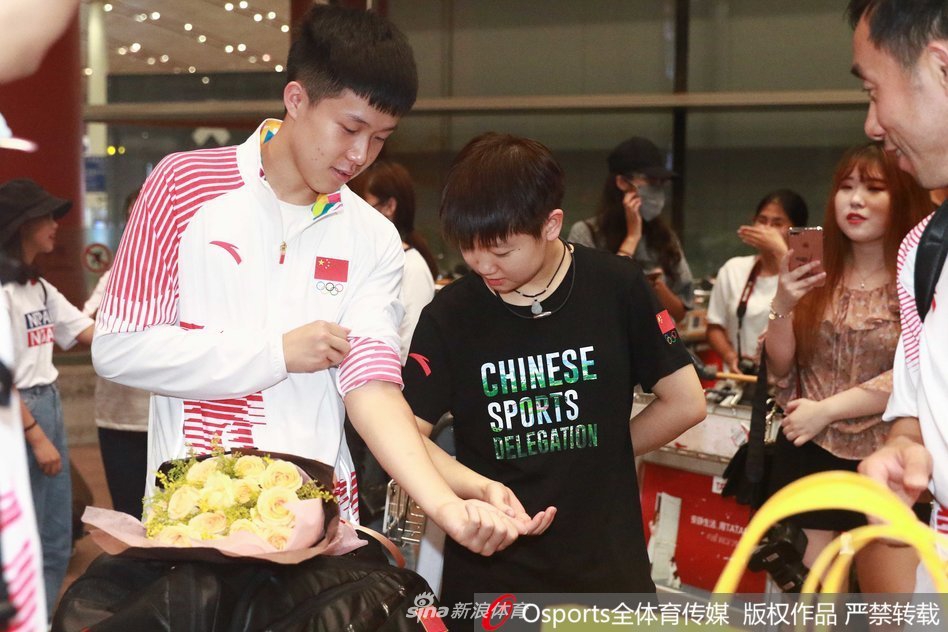 国乒结束亚运会返京