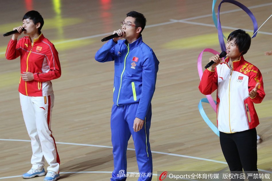 徐根宝许昕助阵上海市运动会