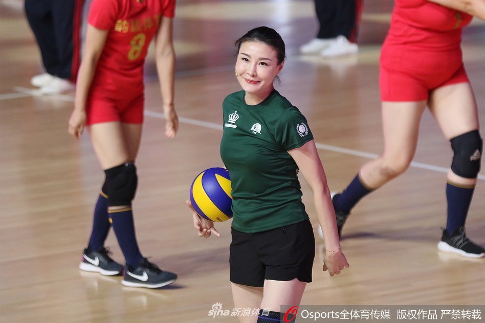 徐根宝许昕助阵上海市运动会