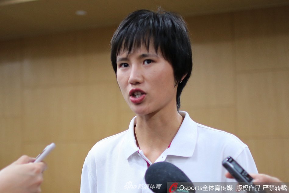 徐根宝许昕助阵上海市运动会