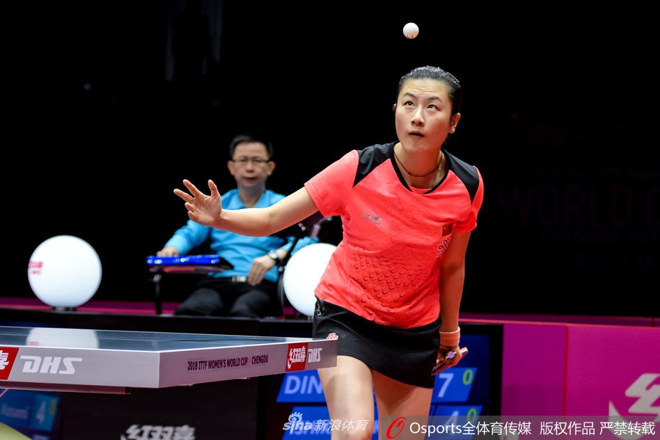 女乒世界杯丁宁4-0石川佳纯