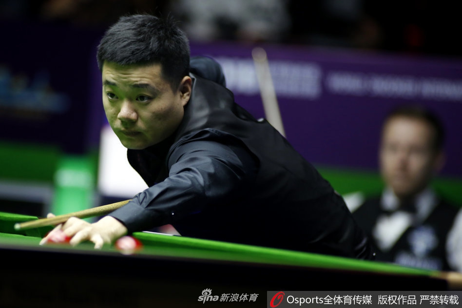 国锦赛资格赛丁俊晖VS罗宾赫尔