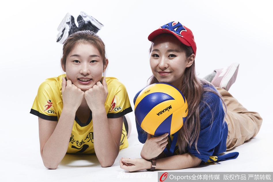 福建女排官方写真