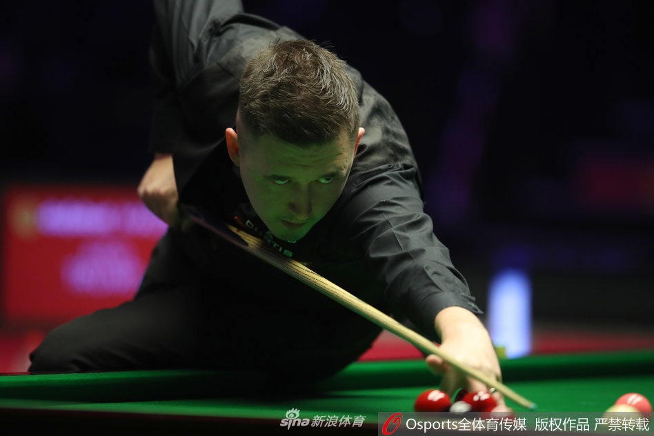 大师赛特鲁姆普6-2胜威尔逊