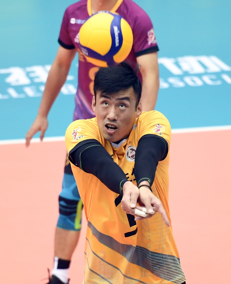 男排联赛：上海3-1山东