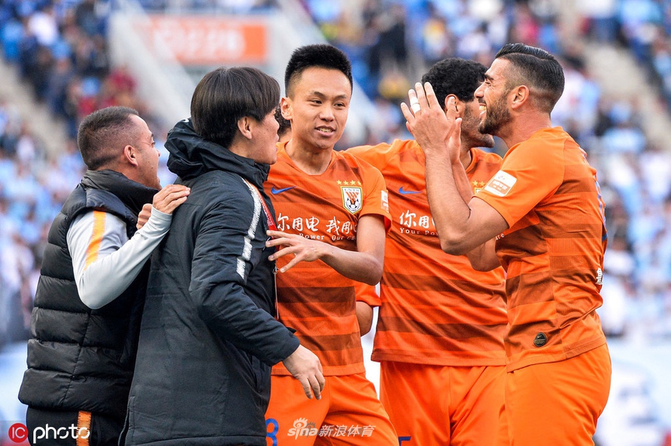 4-王大雷助攻张弛奔袭造经典