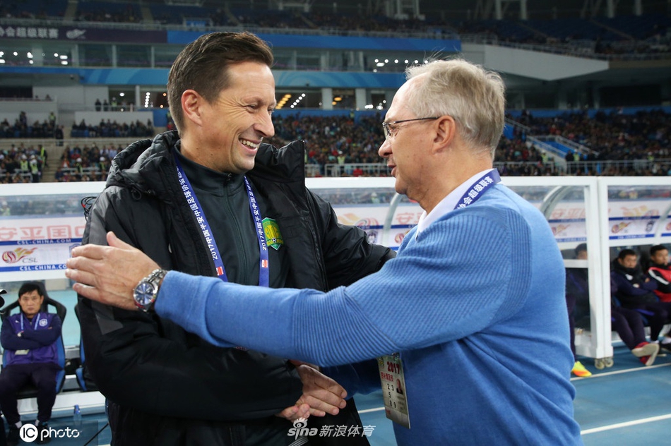 施蒂利克与施密特