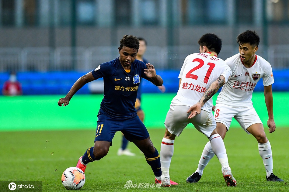 雷纳迪尼奥变向