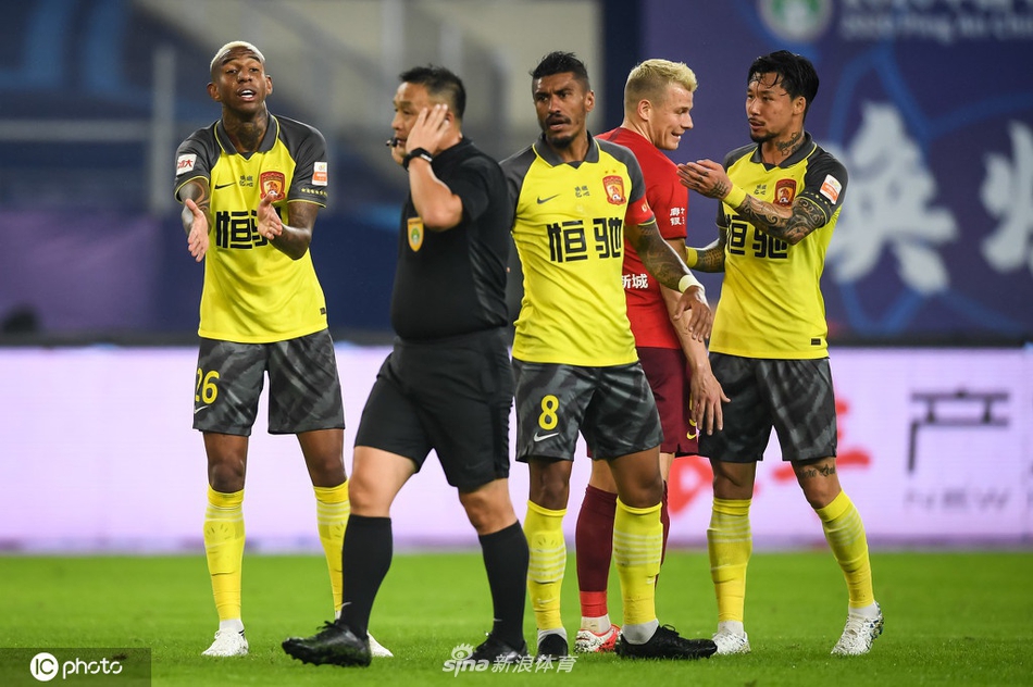 石祯禄征求视频助理裁判建议