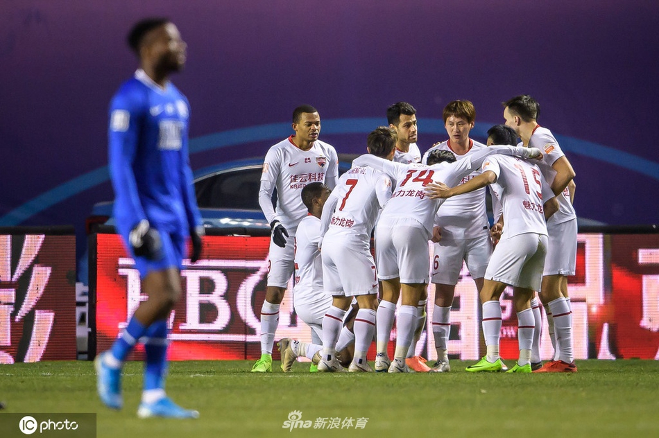 深足总比分再度超出！