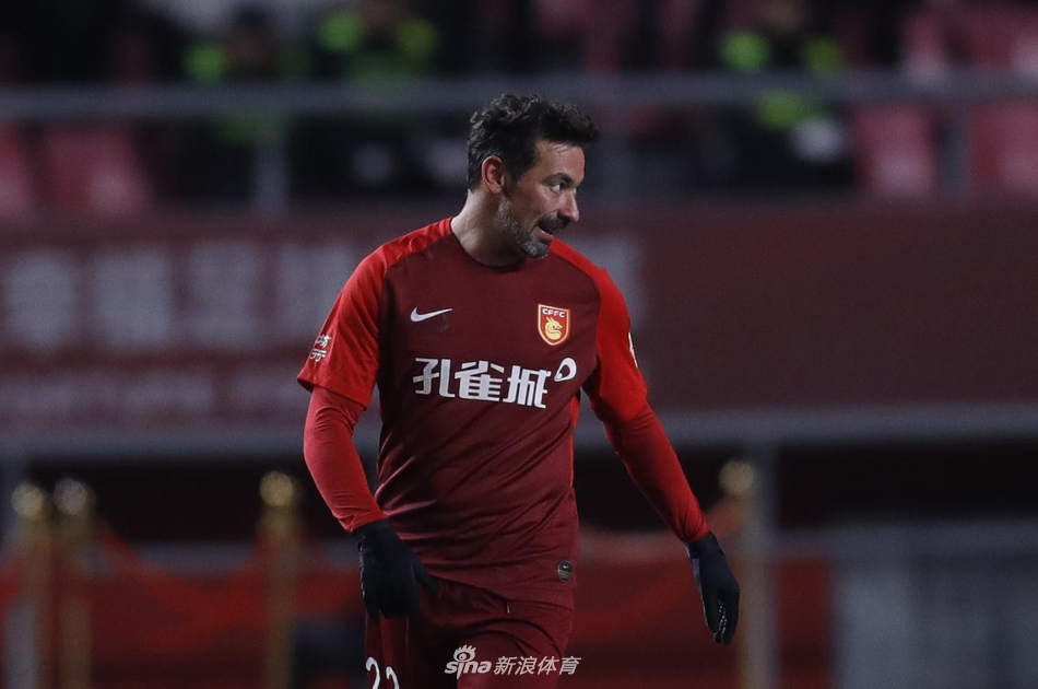 拉维奇扳回一城