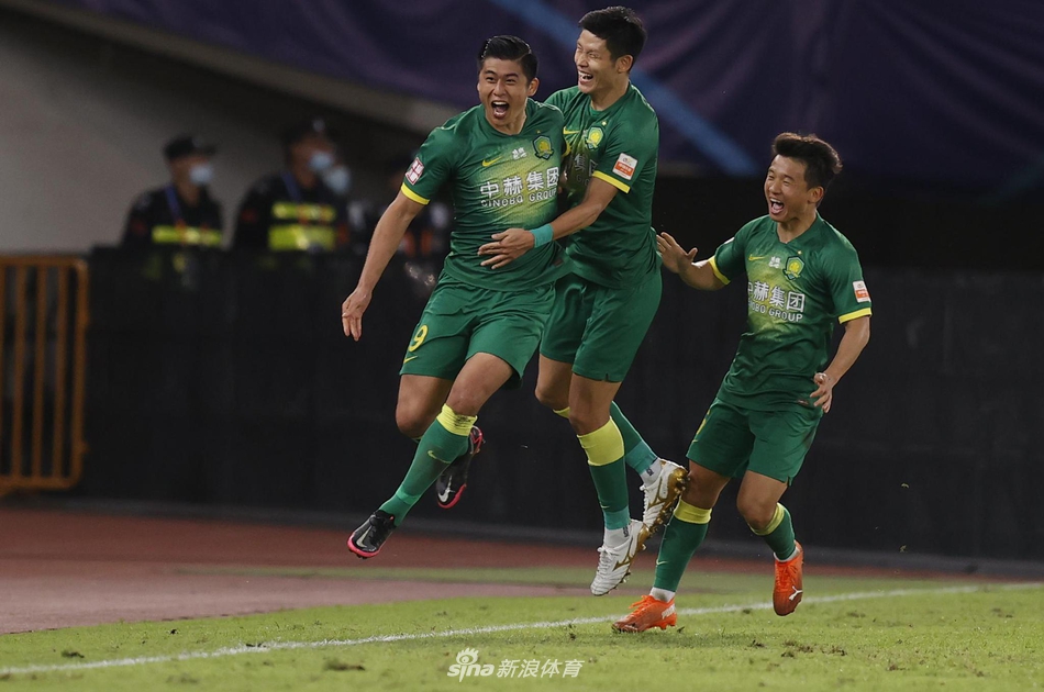 张玉宁助国安逆转