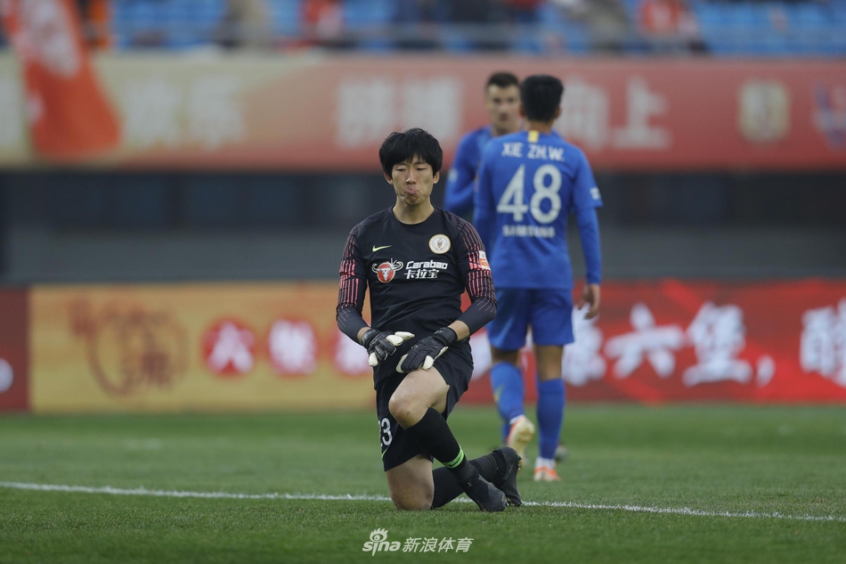 新浪直击北京人和2-3江苏苏宁