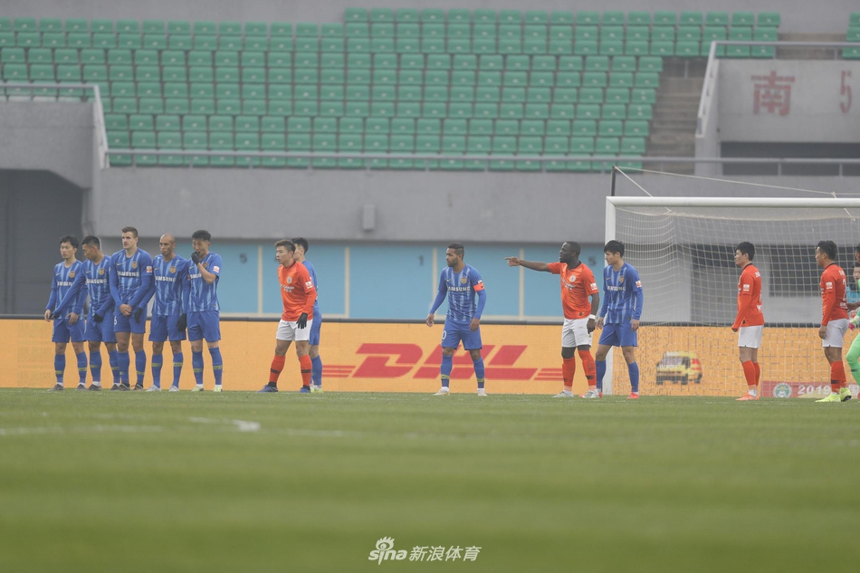 新浪直击北京人和2-3江苏苏宁