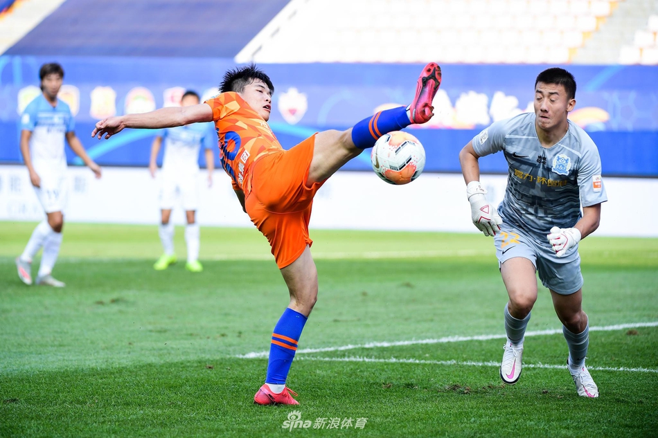 段刘愚高难度停球