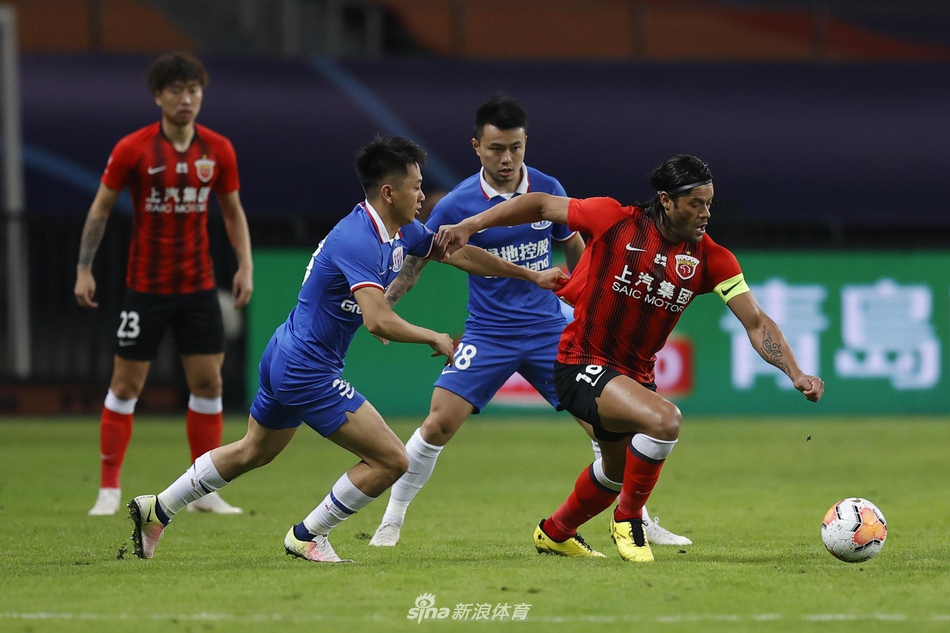 新浪直击上海申花VS上海上港